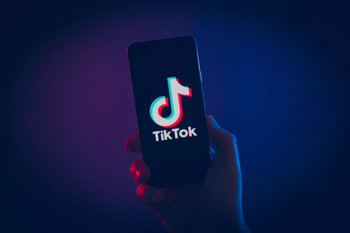 Screenshot_2020-03-04 US officials in contact with TikTok over political disinformation.png